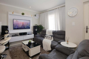 Elegant and Cozy 2-bedroom home
